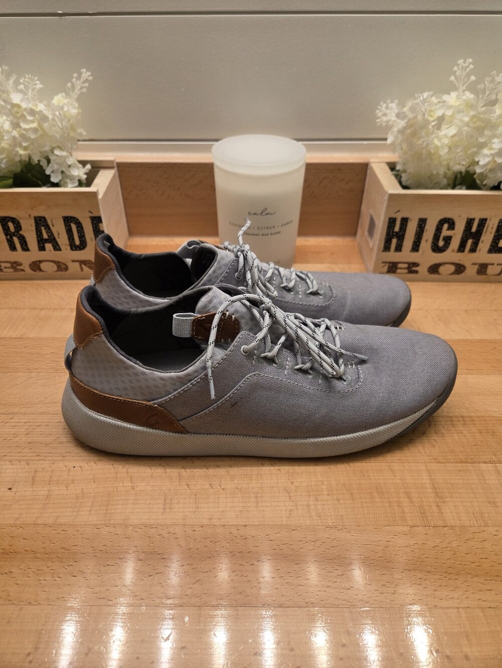 OluKai Nanea Li Casual Sneakers Pale Grey Mens Size 11